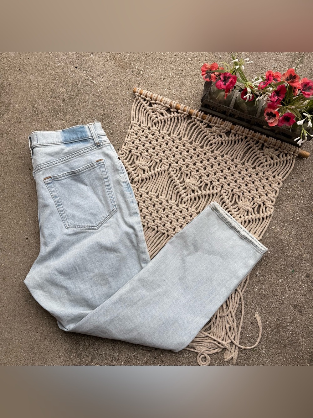 Abercrombie & Fitch High Rise Ankle Straight Jeans Size 12 / 31